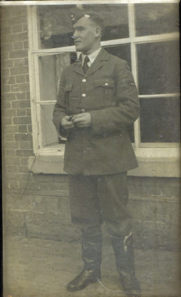 Sergeant/Pilot John SILVESTER served and died in WW2.
